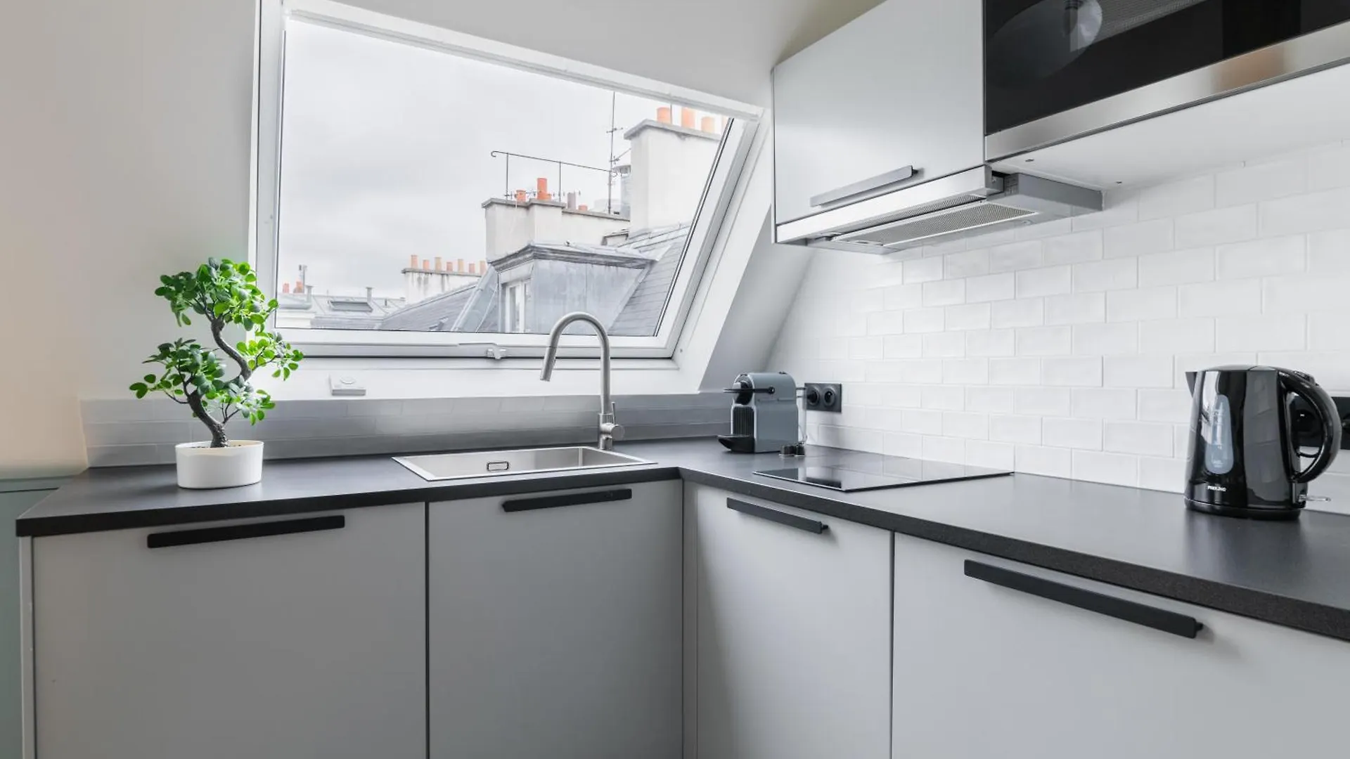Brand New Luxury Flat In Champs Elysees - Triangle D'Or Parijs 0*,  Frankrijk